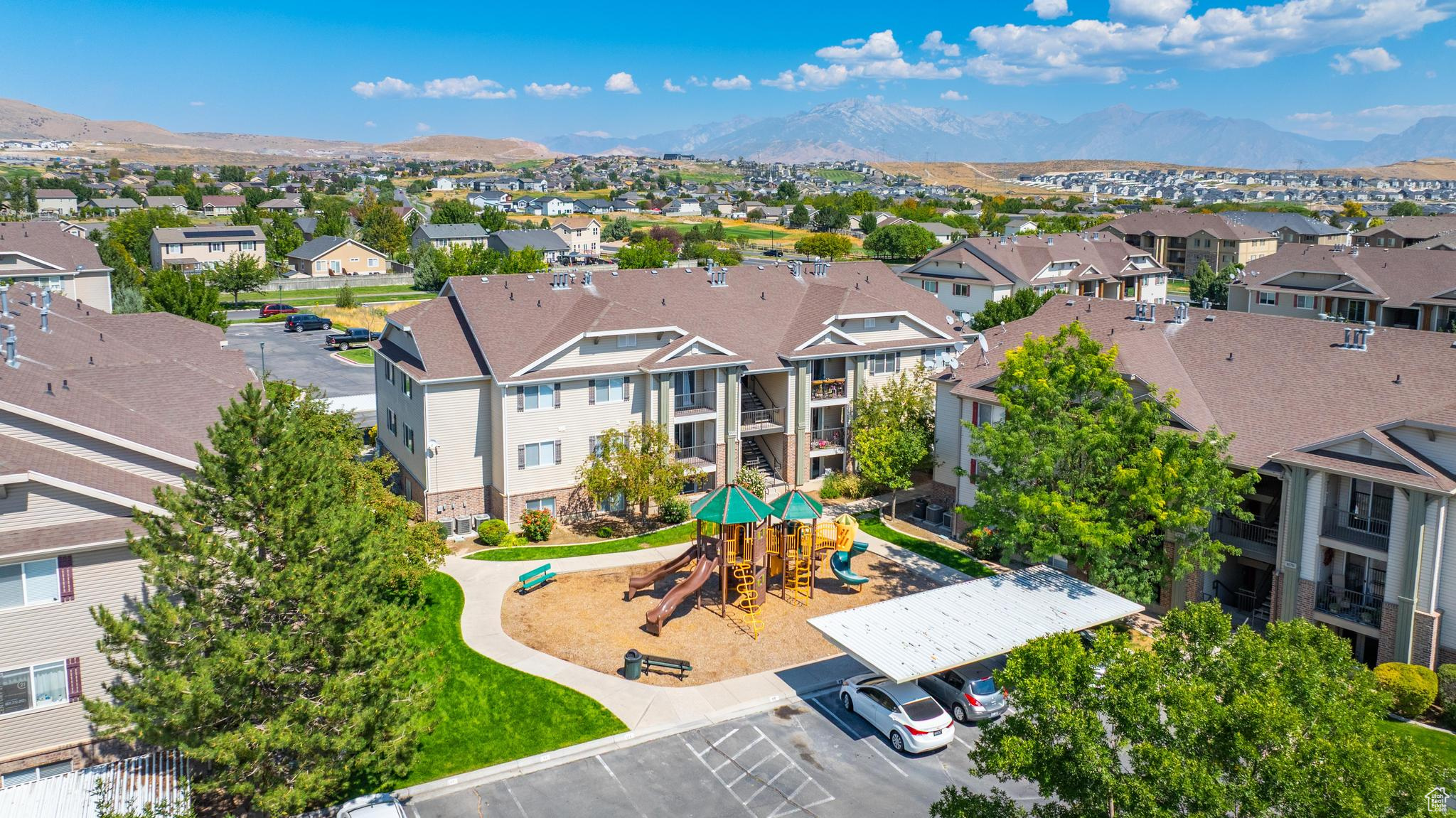 WILLOW SPRINGS - Residential
