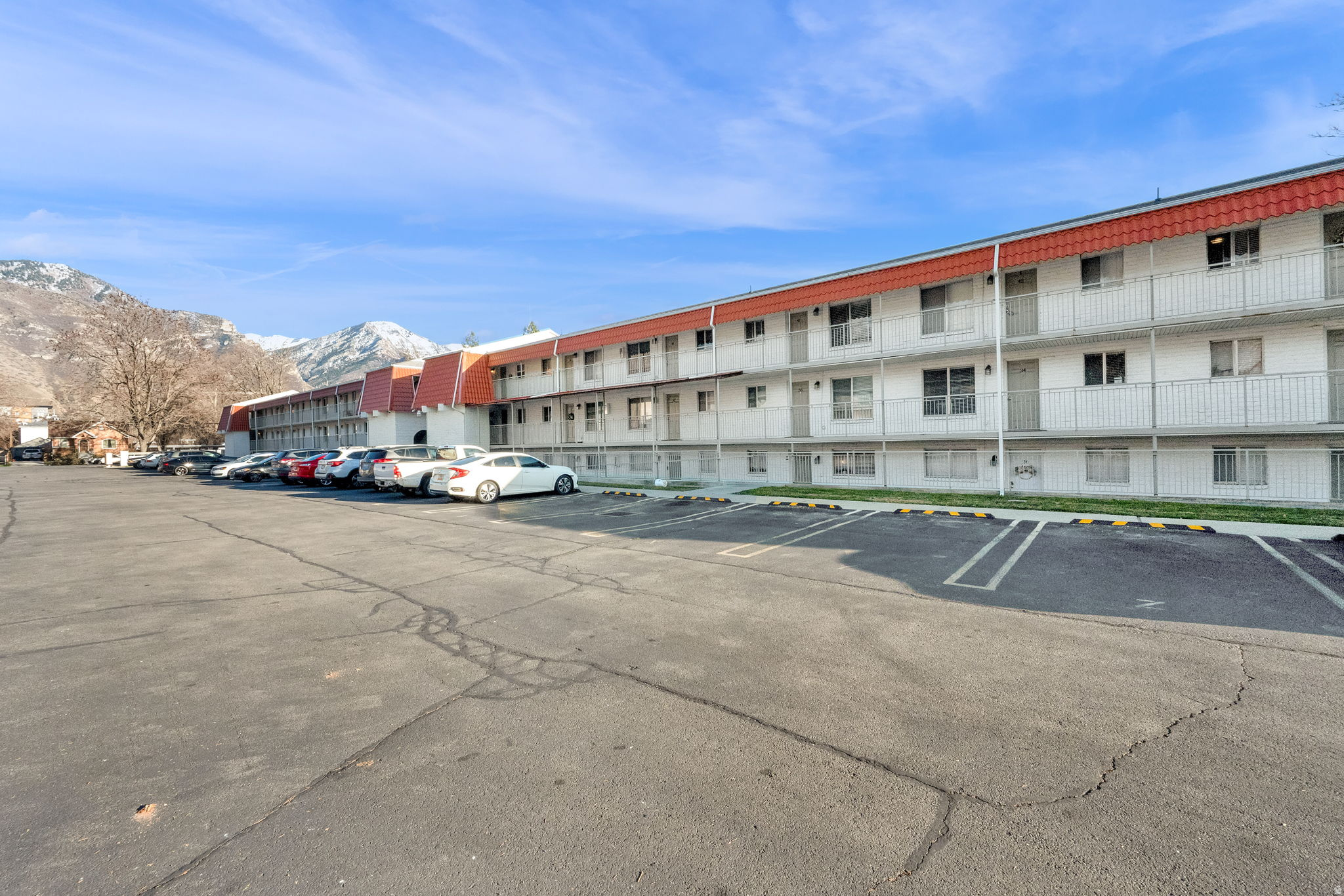 STONECREST AT TIMPANOGOS CONDOMINIUMS - Residential