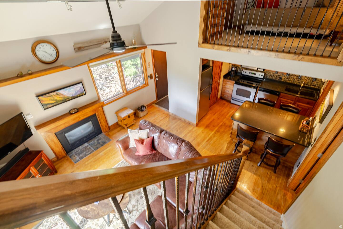 RED PINE CHALETS CONDO - Residential