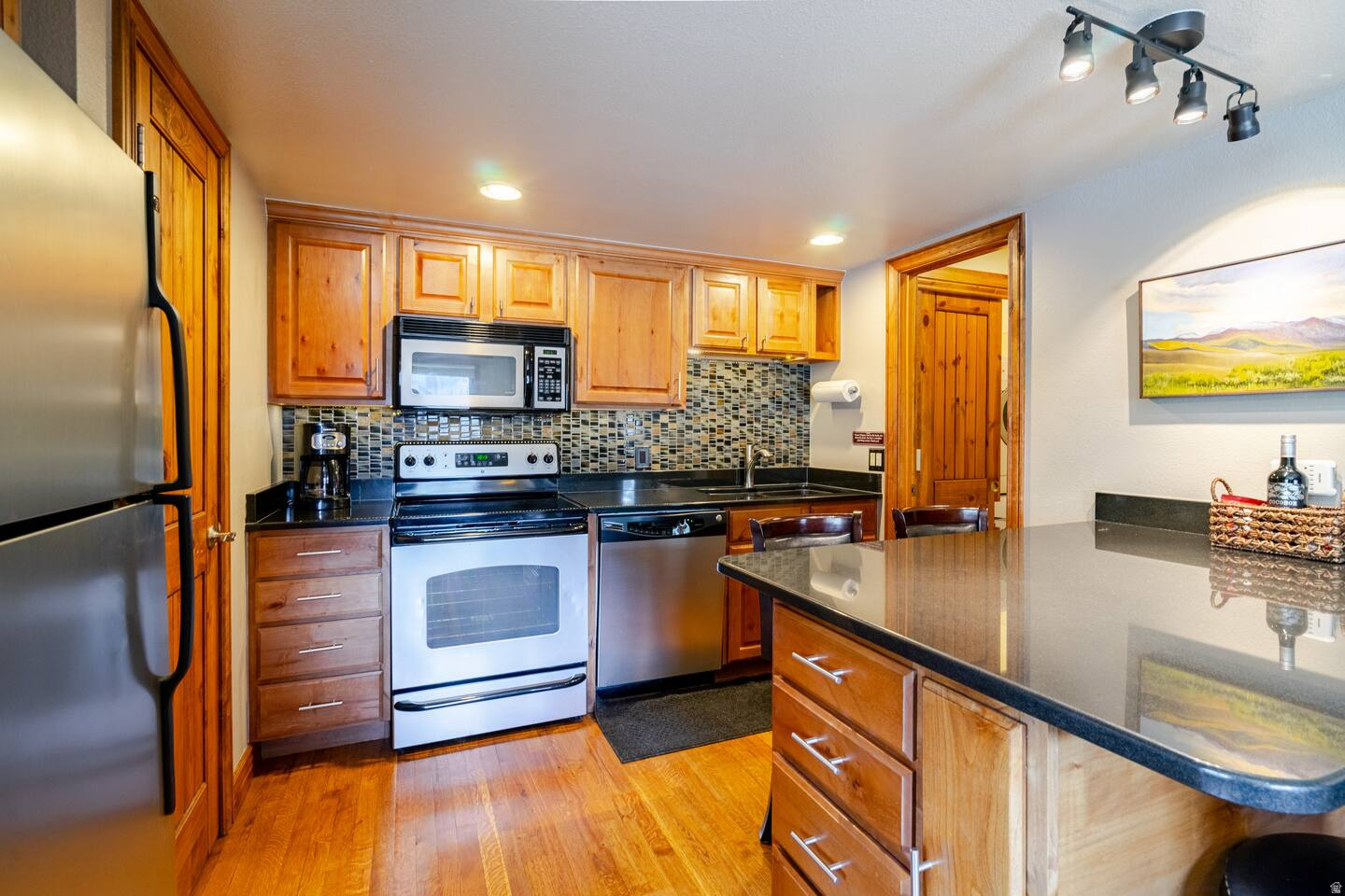 RED PINE CHALETS CONDO - Residential