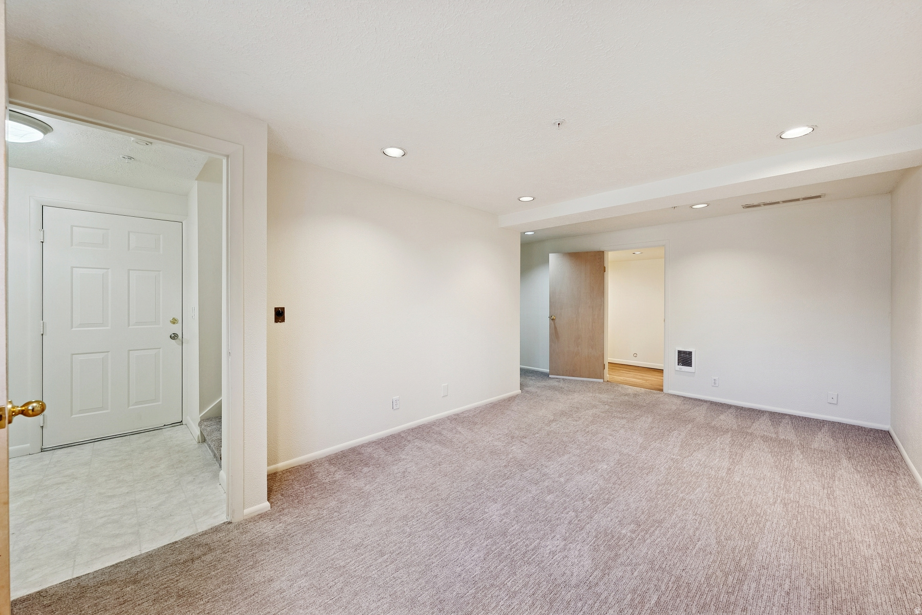 ELK RUN AT PINEBROOK - Residential