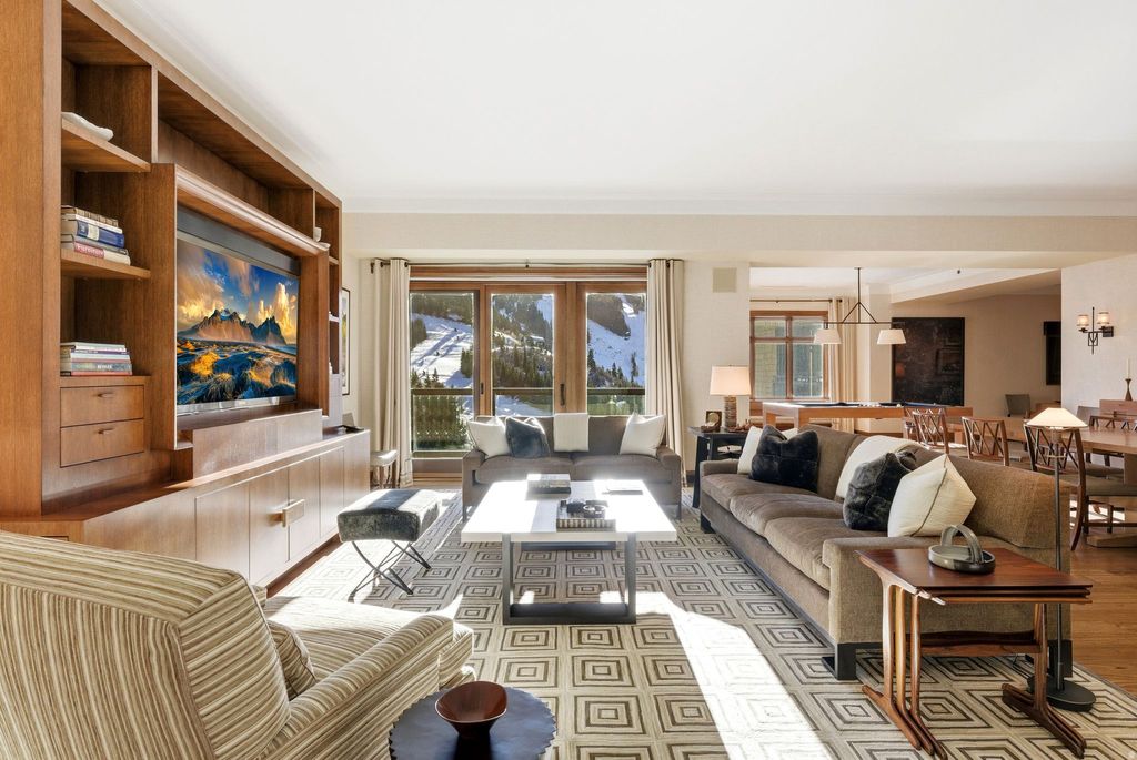 Photo of 2300 DEER VALLEY DR E #903, Park City, UT 84060 (MLS # 2127785)