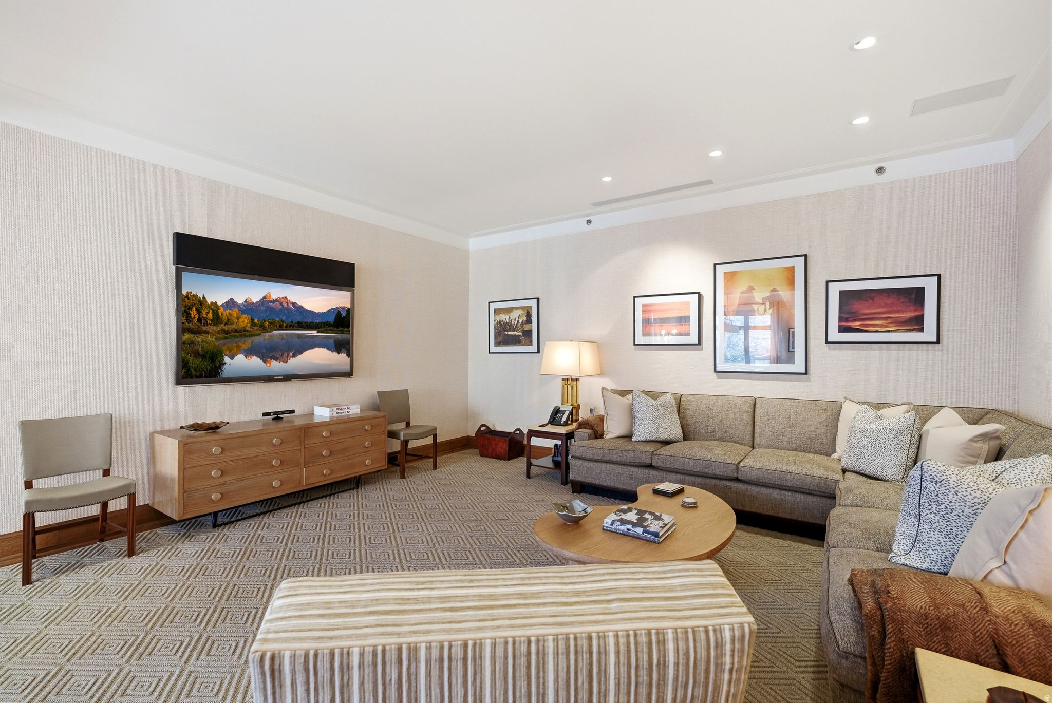 ST. REGIS - Residential