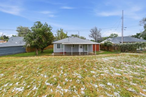 Tiny photo for 1072 S GLENDALE CIR, Salt Lake City, UT 84104 (MLS # 2151456)