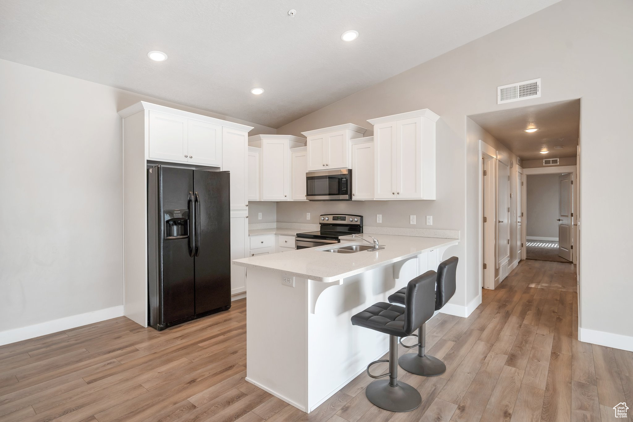 Heber City, Utah 84032, United States, 3 Bedrooms Bedrooms, ,2 BathroomsBathrooms,Residential,Active,166000