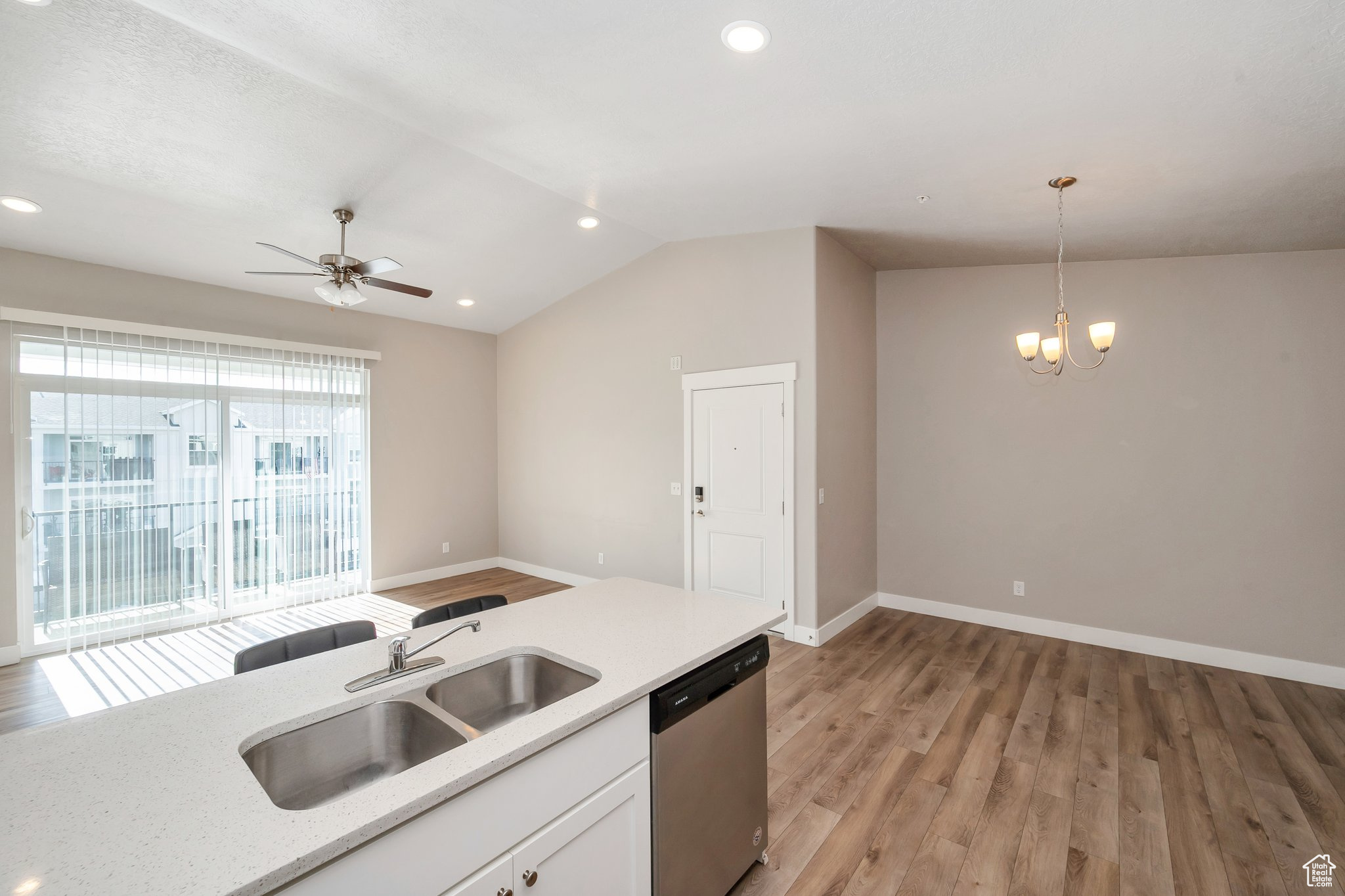 Heber City, Utah 84032, United States, 3 Bedrooms Bedrooms, ,2 BathroomsBathrooms,Residential,Active,166000