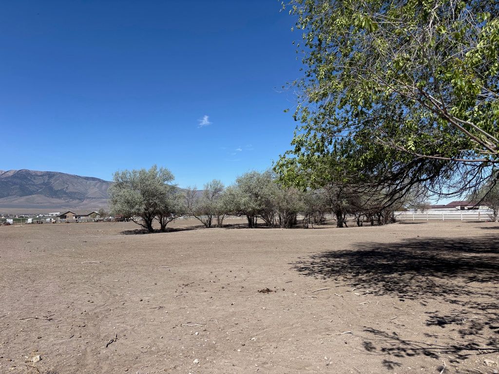 Photo of Grantsville, UT 84029 (MLS # 2153038)