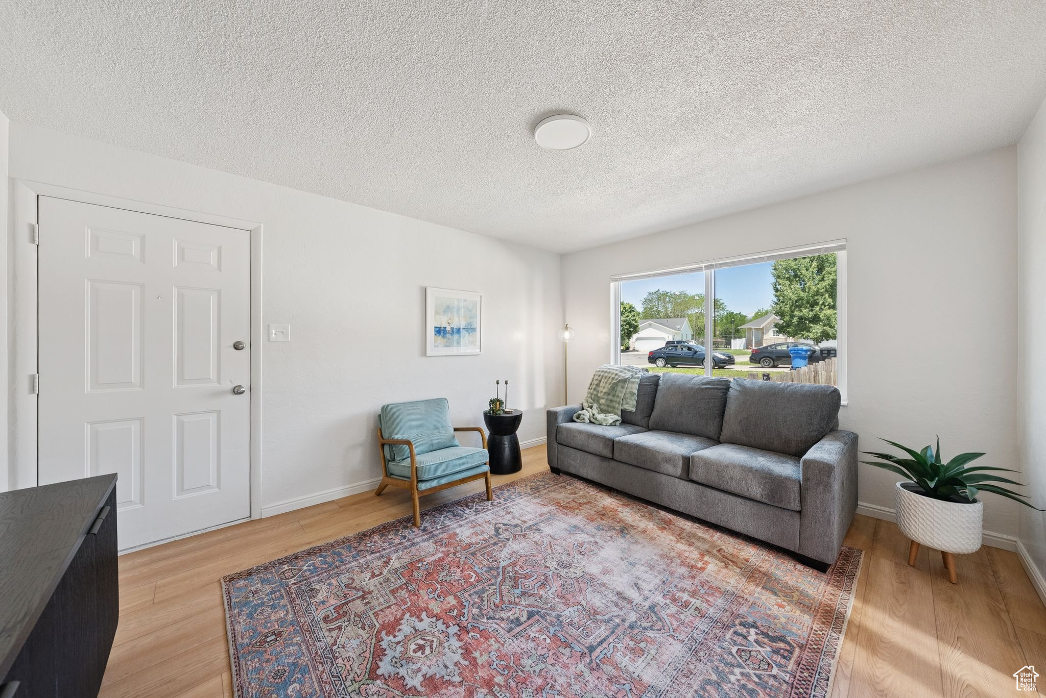 PARKSIDE CIRCLE - Residential Income