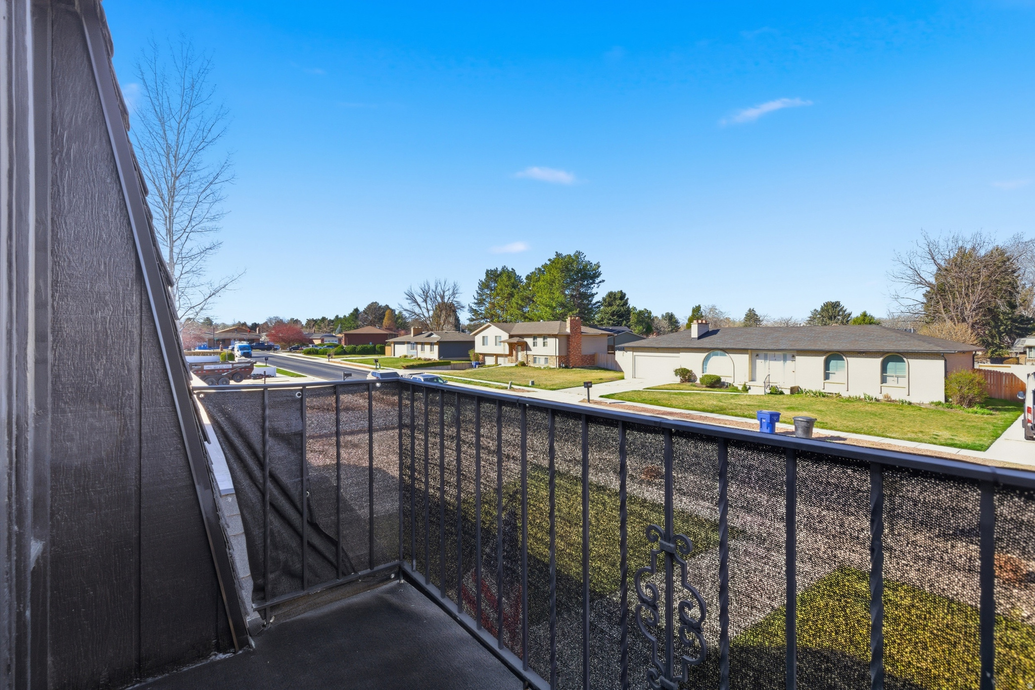 JAMESTOWN NO - Residential