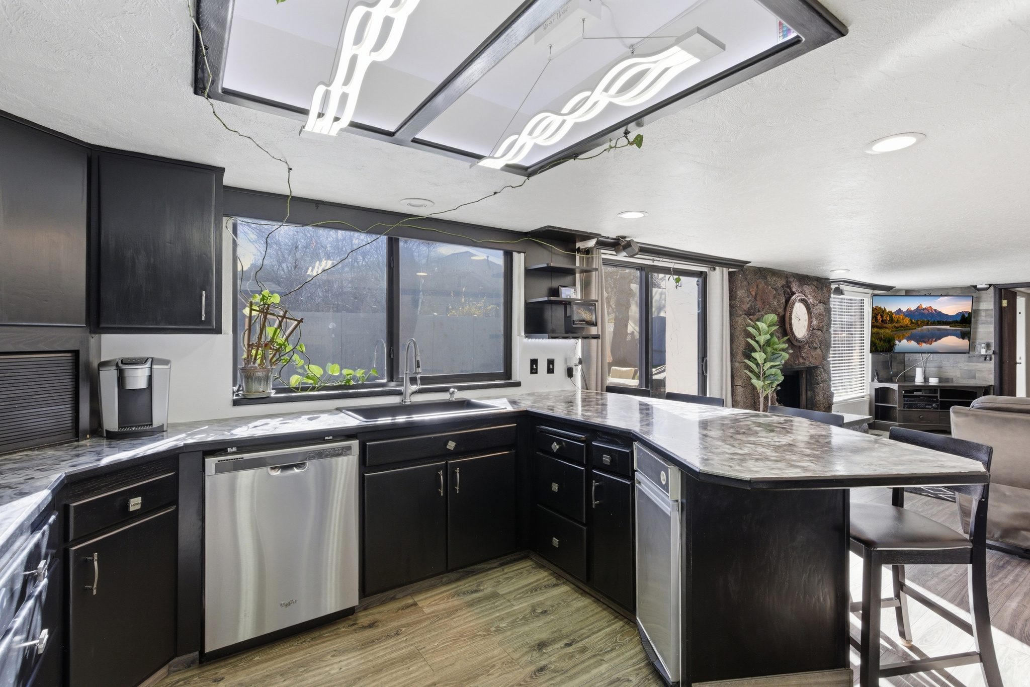 JAMESTOWN NO - Residential