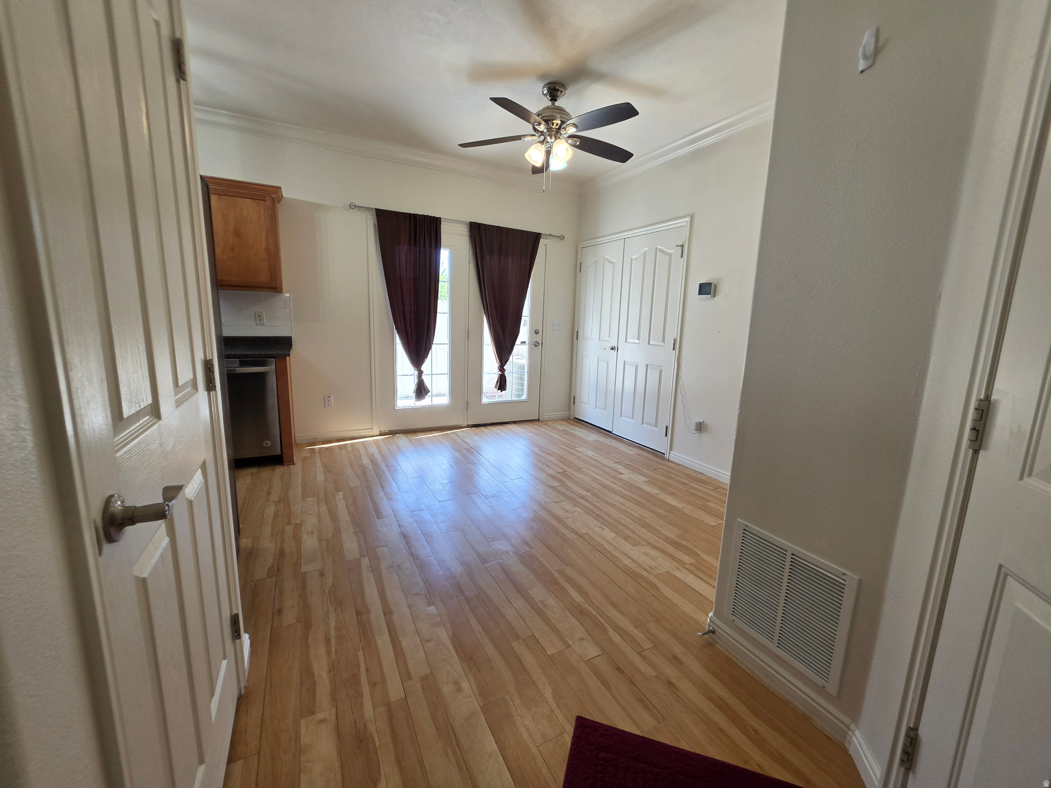 COPPER HILLS CONDOMINIUMS - Residential