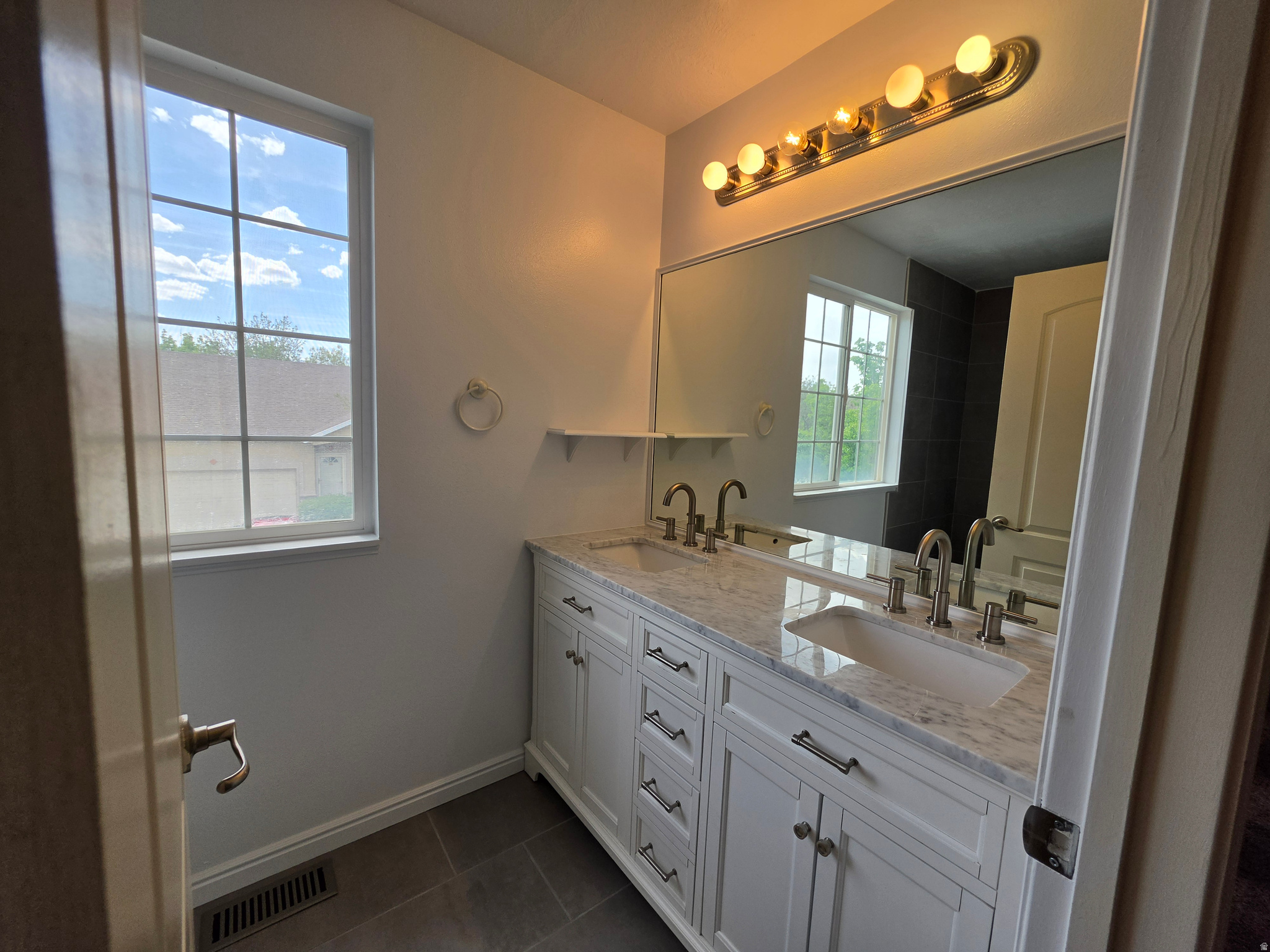 COPPER HILLS CONDOMINIUMS - Residential