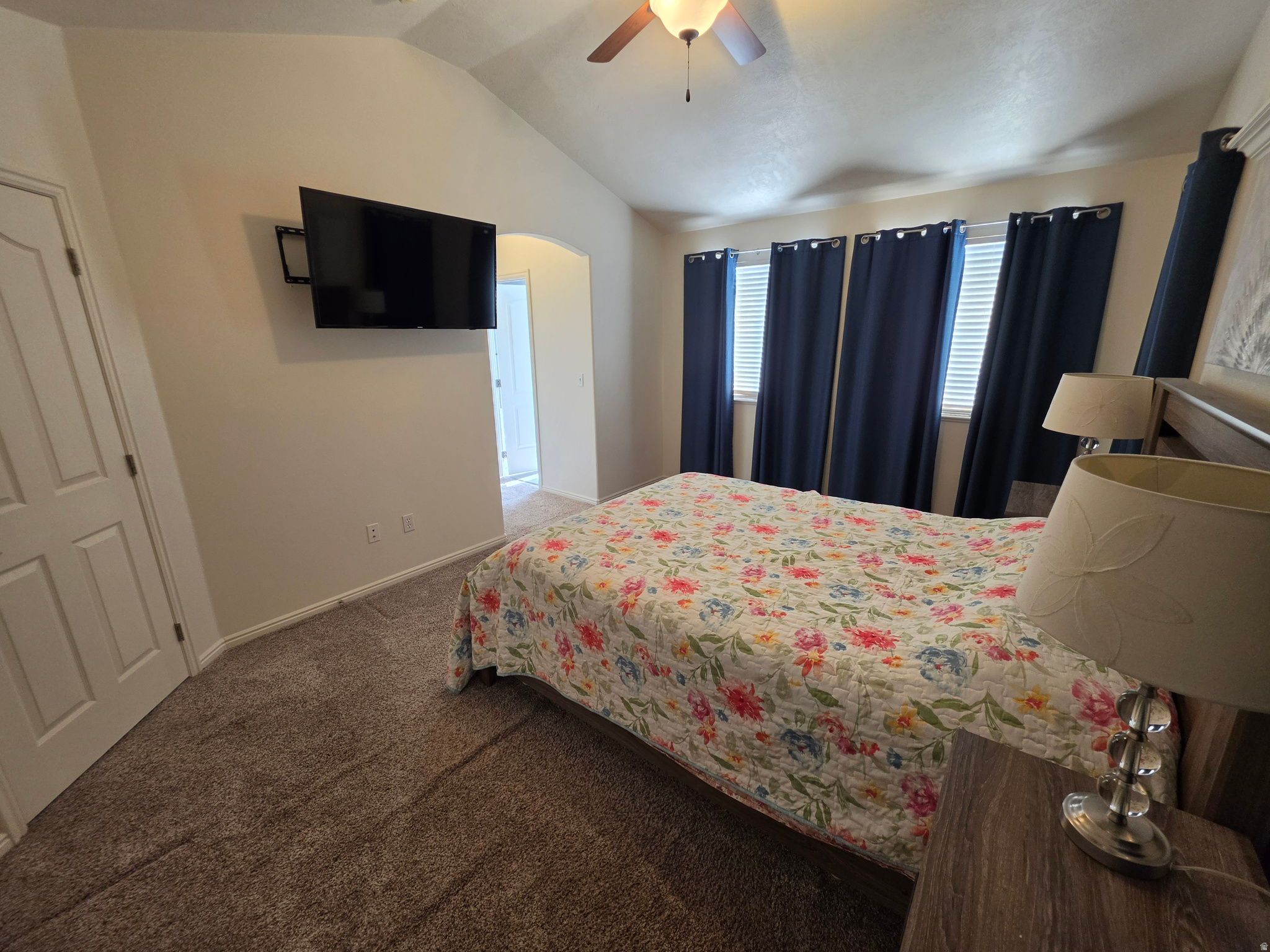 COPPER HILLS CONDOMINIUMS - Residential