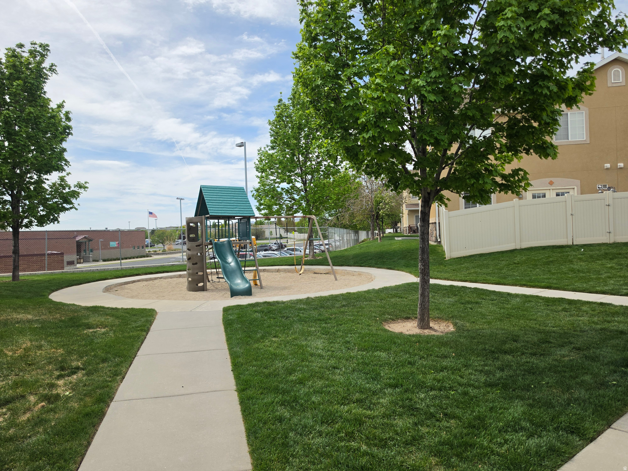 COPPER HILLS CONDOMINIUMS - Residential