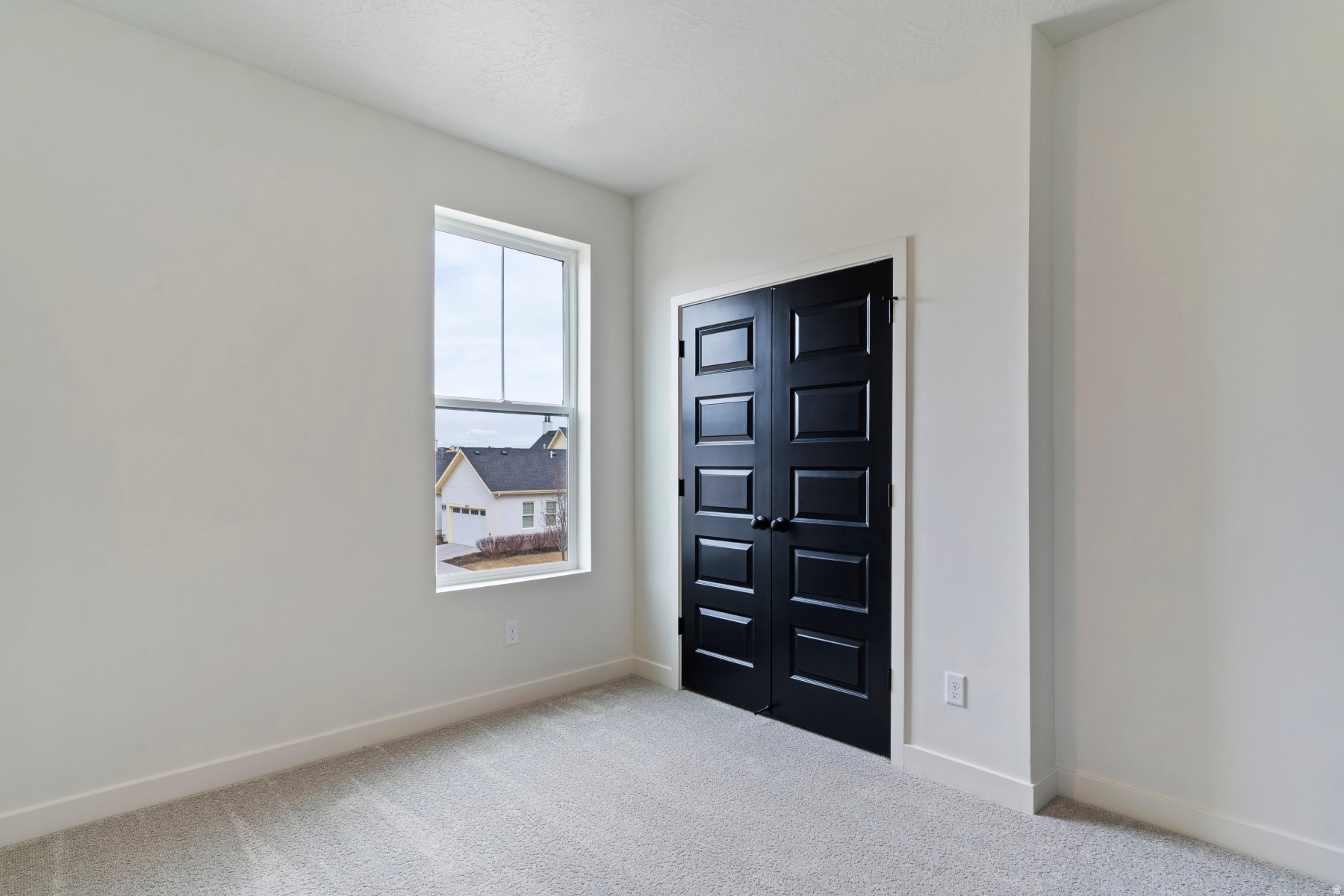 DAYBREAK - Residential