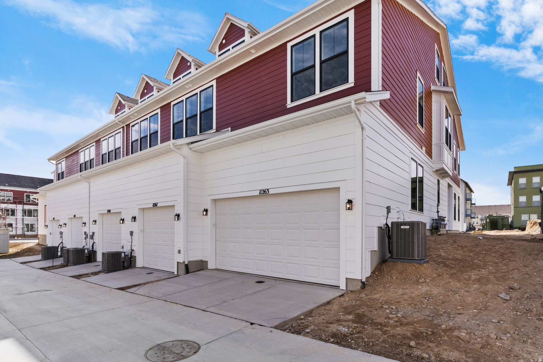 DAYBREAK - Residential