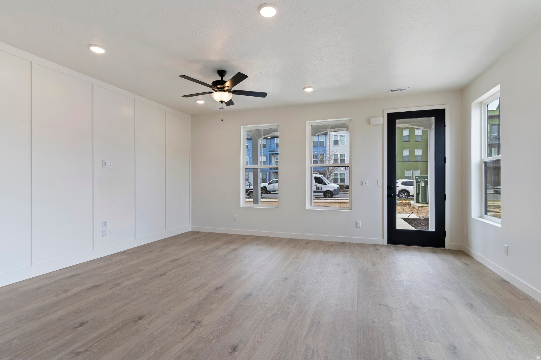 DAYBREAK - Residential