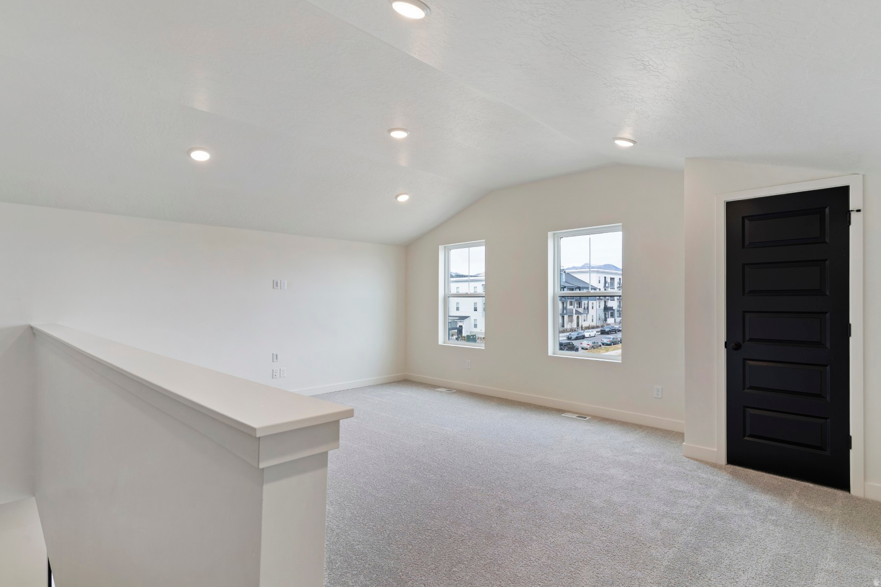 DAYBREAK - Residential