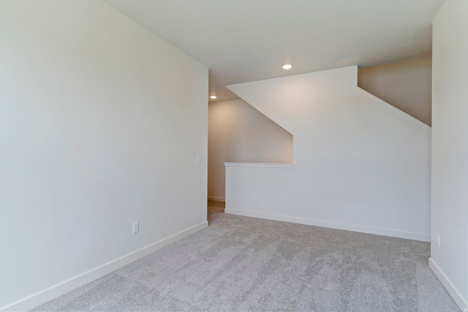 DAYBREAK - Residential