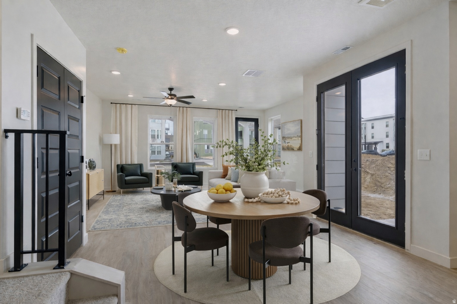 DAYBREAK - Residential