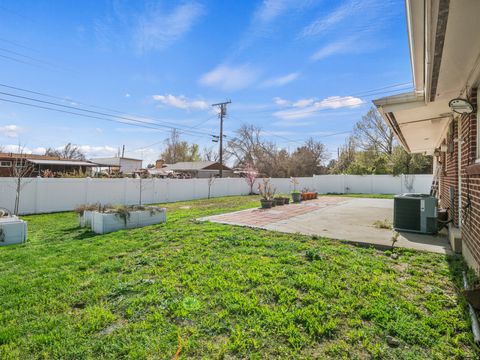 Tiny photo for 586 E WASATCH DR N, Layton, UT 84041 (MLS # 2147013)