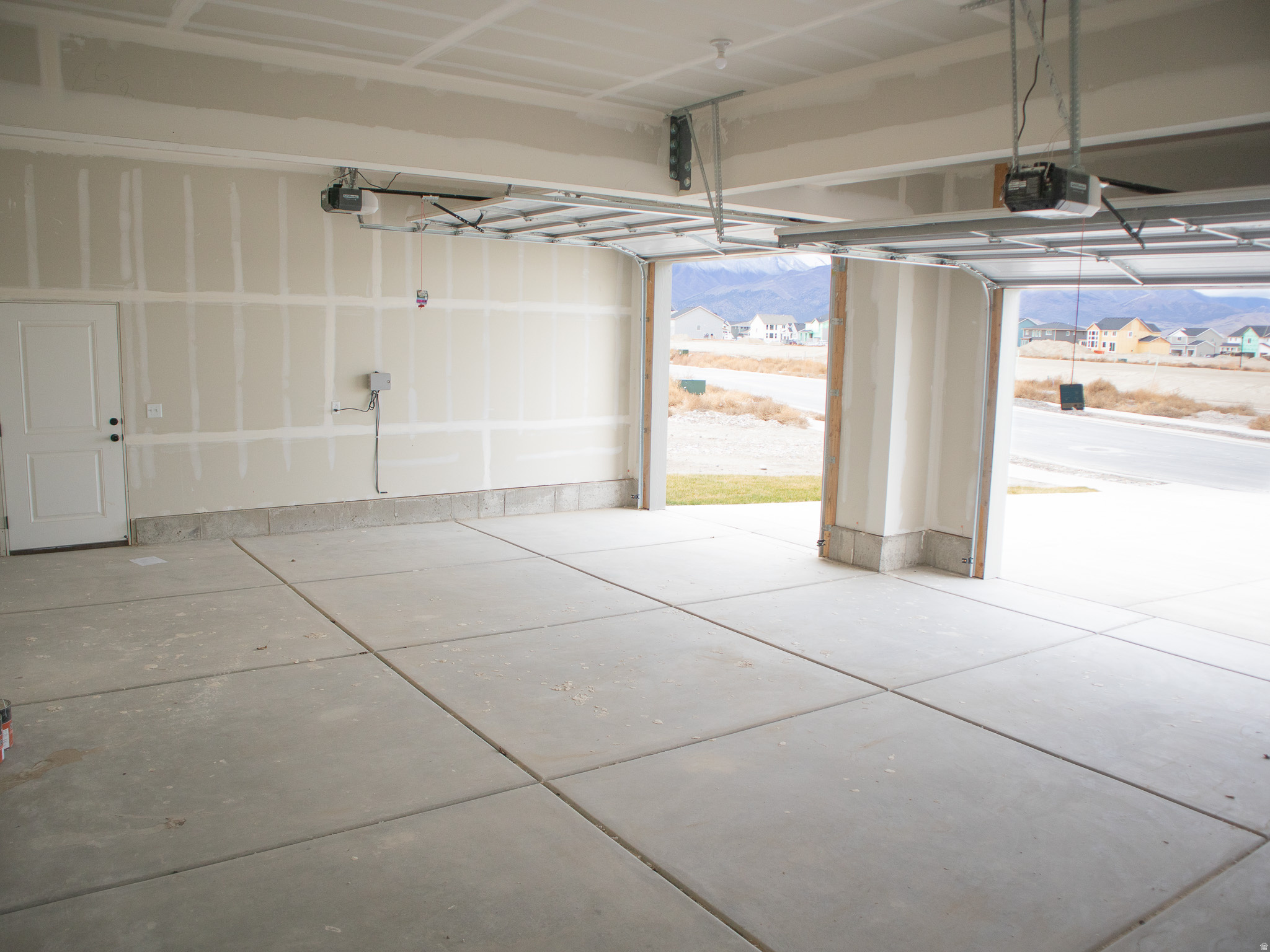 PARKWAY FIELDS SINGLES 2 - Residential