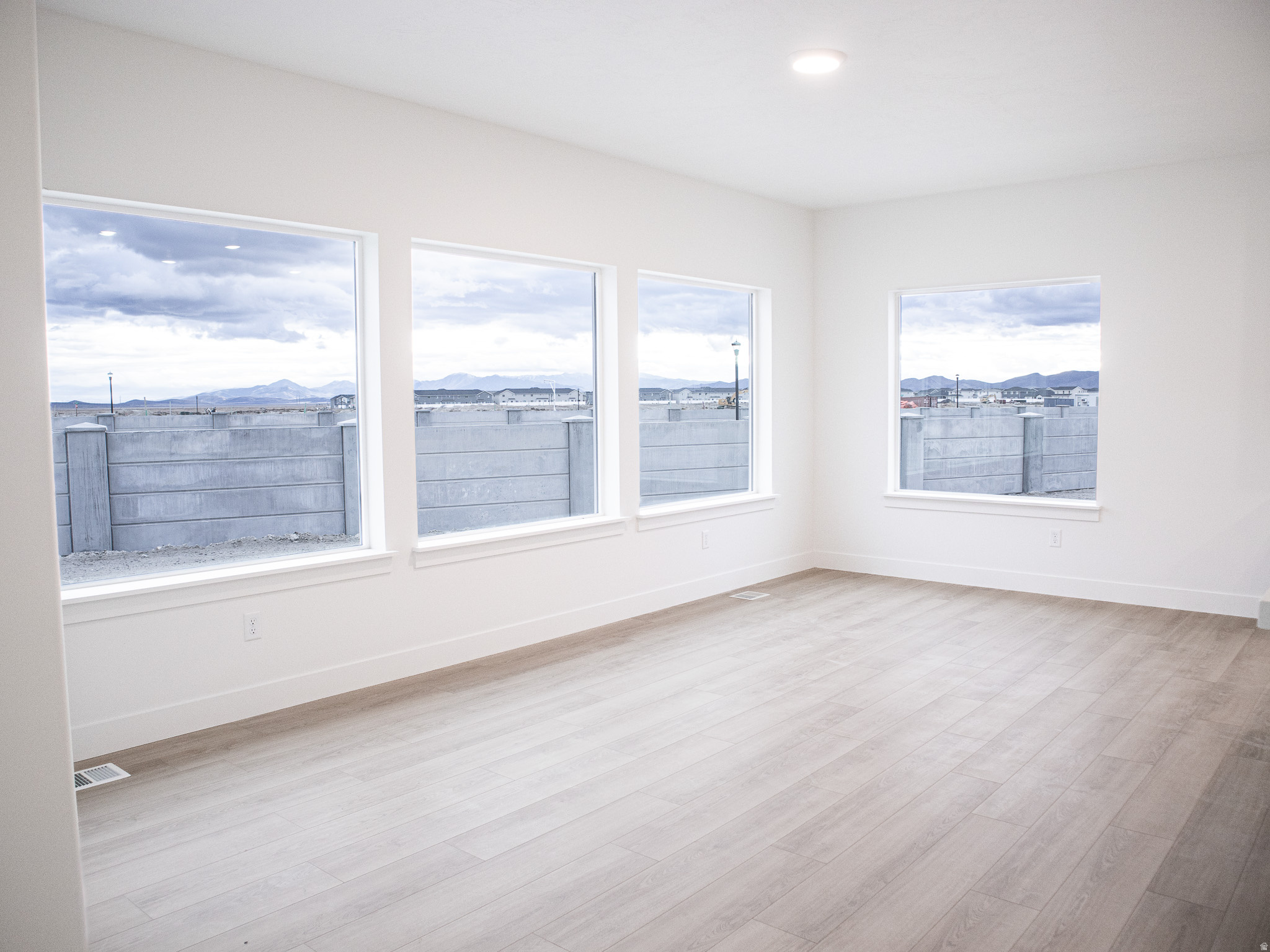 PARKWAY FIELDS SINGLES 2 - Residential