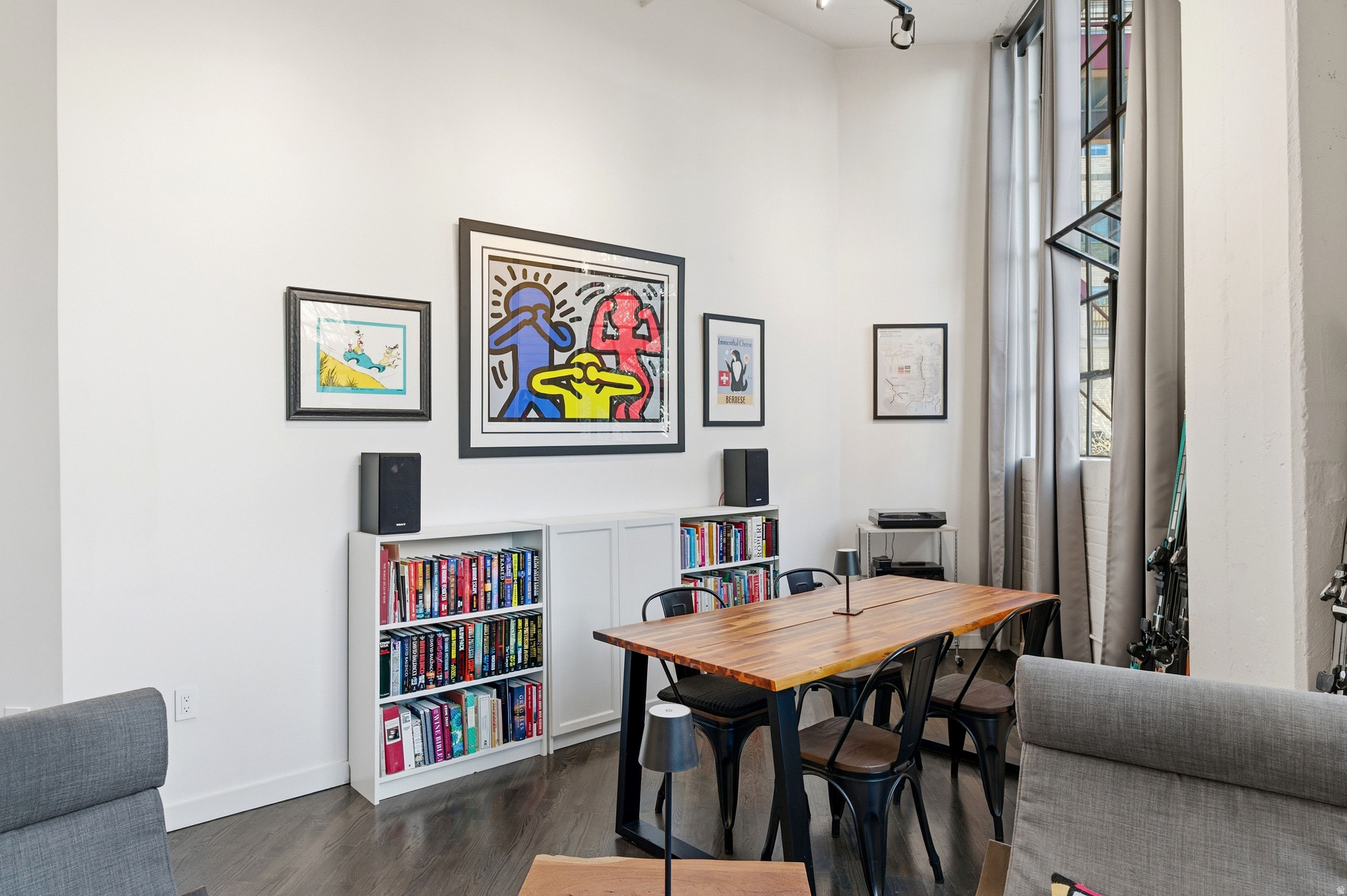 BROADWAY LOFTS - Residential