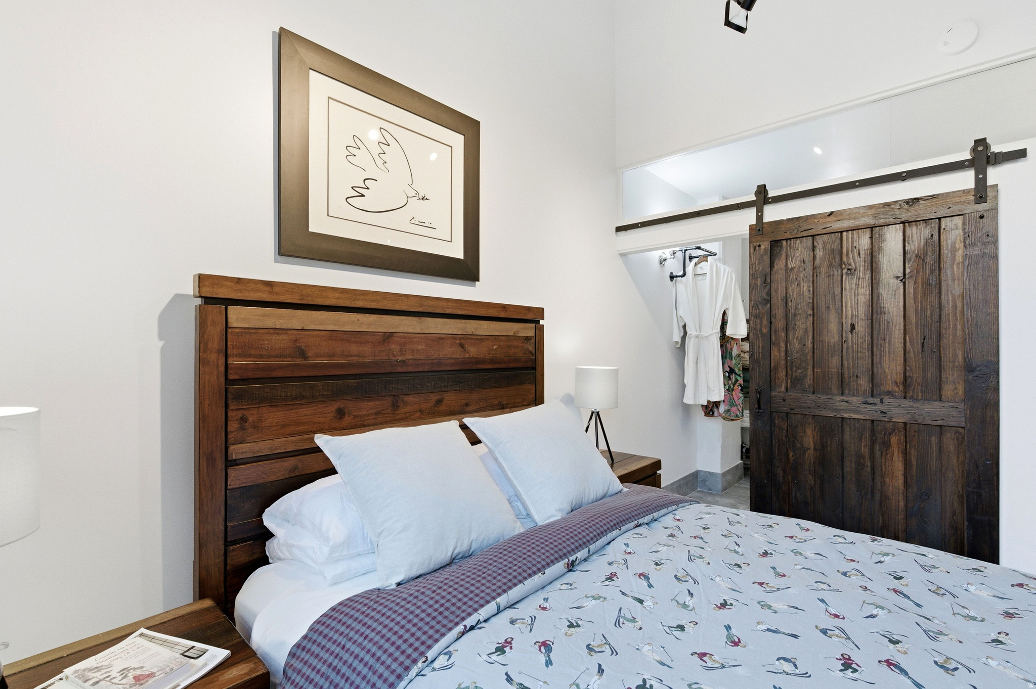 BROADWAY LOFTS - Residential