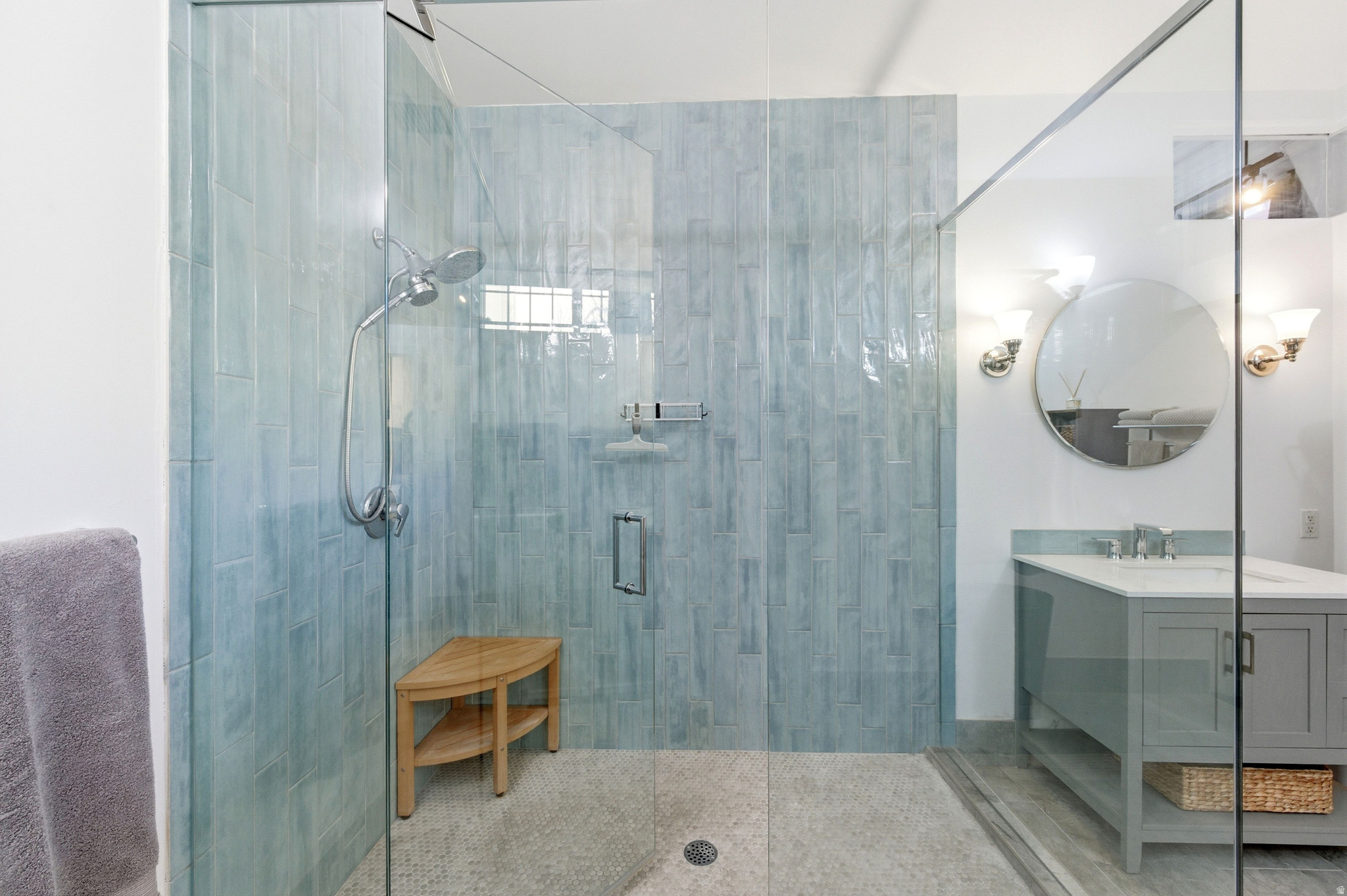 BROADWAY LOFTS - Residential