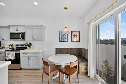 Tiny photo for 186 S 880 E, American Fork, UT 84003 (MLS # 2145997)