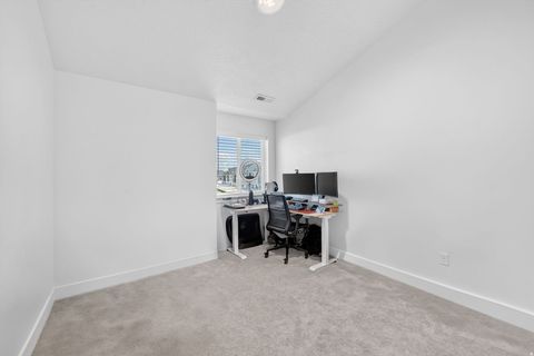 Tiny photo for 186 S 880 E, American Fork, UT 84003 (MLS # 2145997)