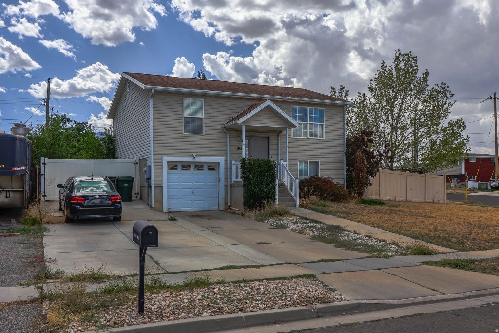 Photo of 364 E 670 N, Tooele, UT 84074 (MLS # 2185226)