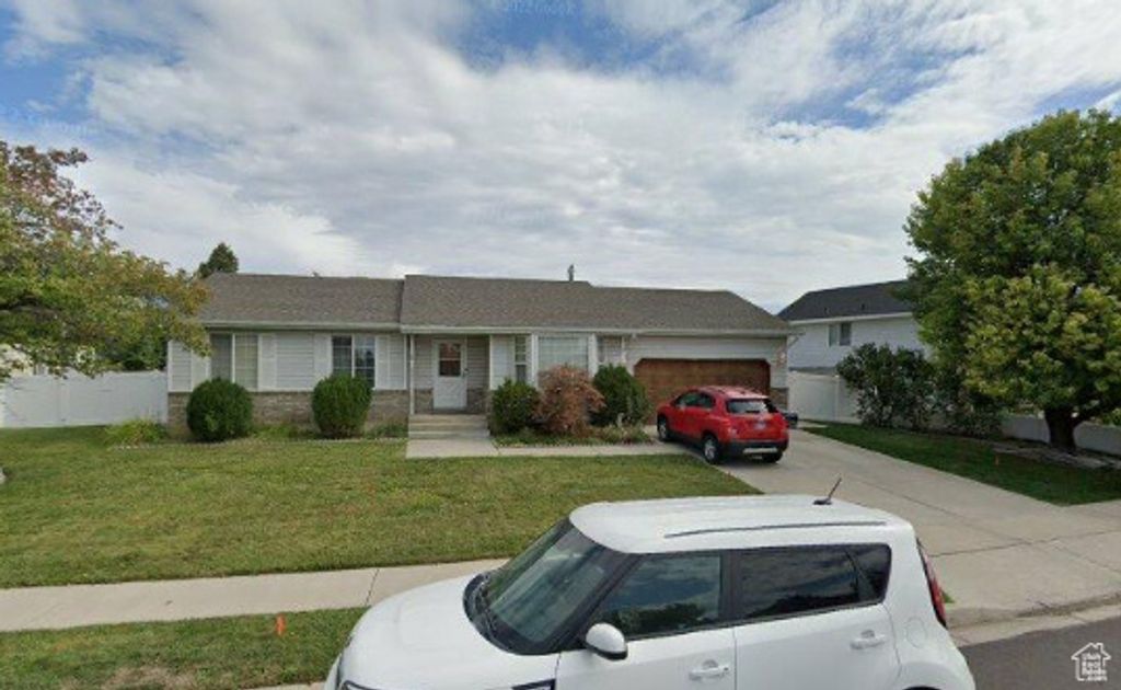 Photo for 2208 N 825 E, Lehi, UT 84043 (MLS # 2101524)