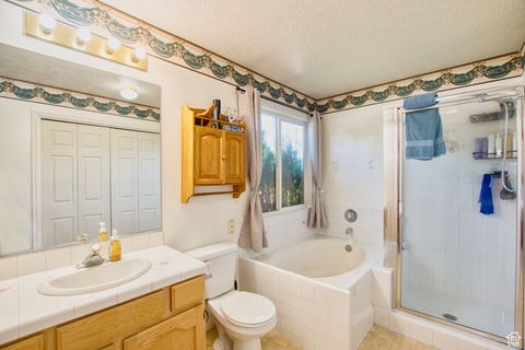 Tiny photo for 2208 N 825 E, Lehi, UT 84043 (MLS # 2101524)