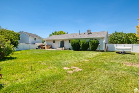 Tiny photo for 2208 N 825 E, Lehi, UT 84043 (MLS # 2101524)