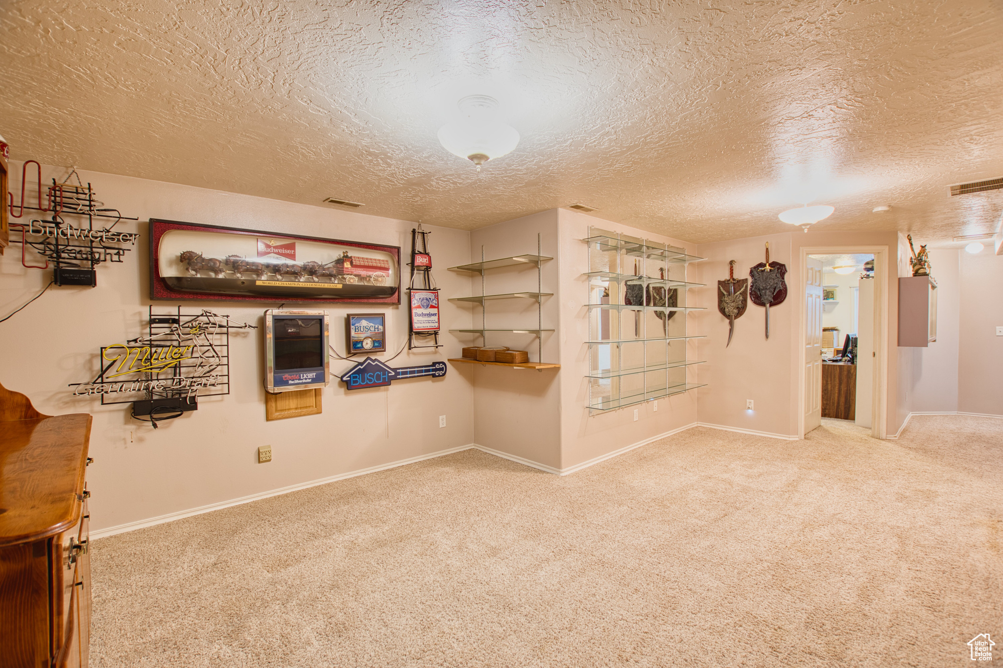 SUMMERCREST - Residential