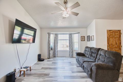 Tiny photo for 2208 N 825 E, Lehi, UT 84043 (MLS # 2101524)