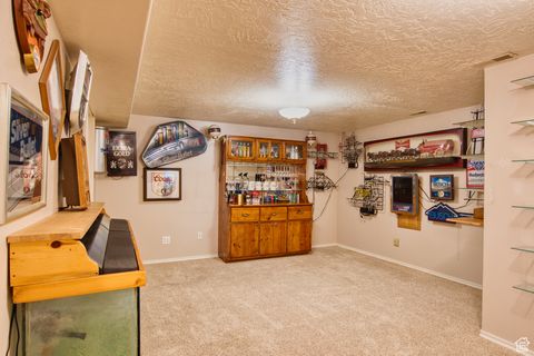 Tiny photo for 2208 N 825 E, Lehi, UT 84043 (MLS # 2101524)