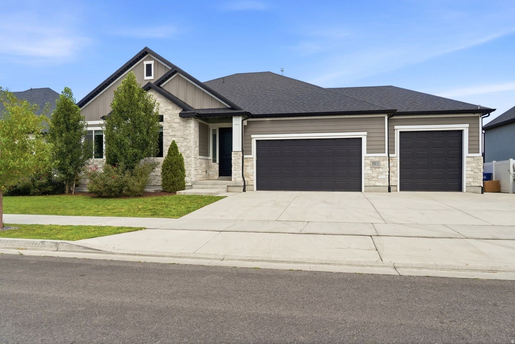 Photo of 13323 S CARMEN OAK DR, Herriman, UT 84096 (MLS # 2180395)
