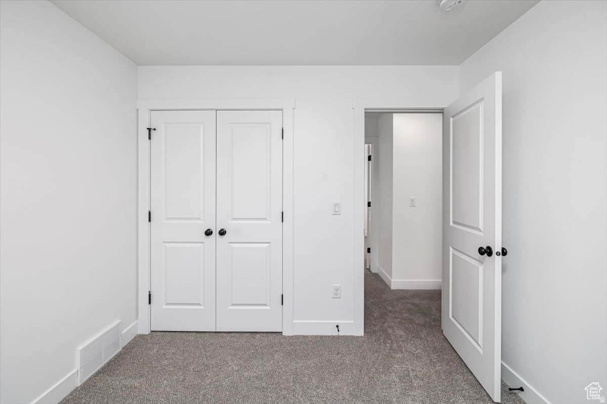 GRANITE RIDGE - Residential