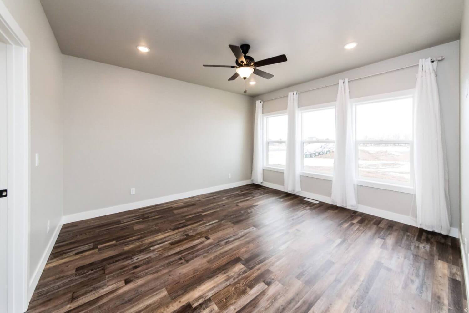 GRANITE RIDGE - Residential