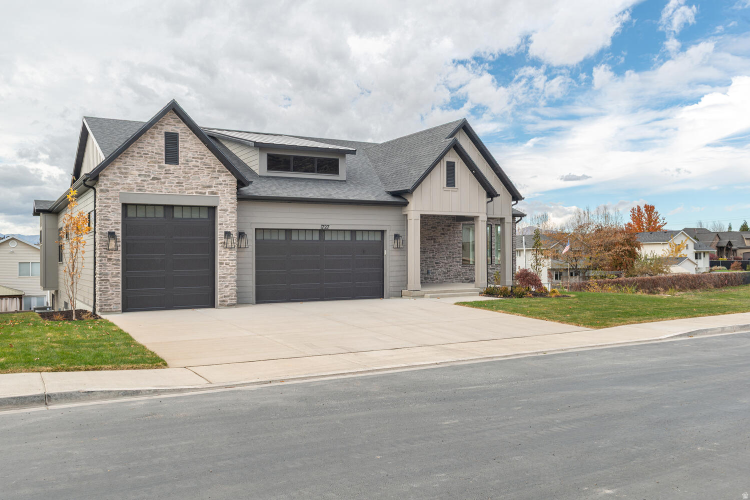 SIENA HEIGHTS - Residential