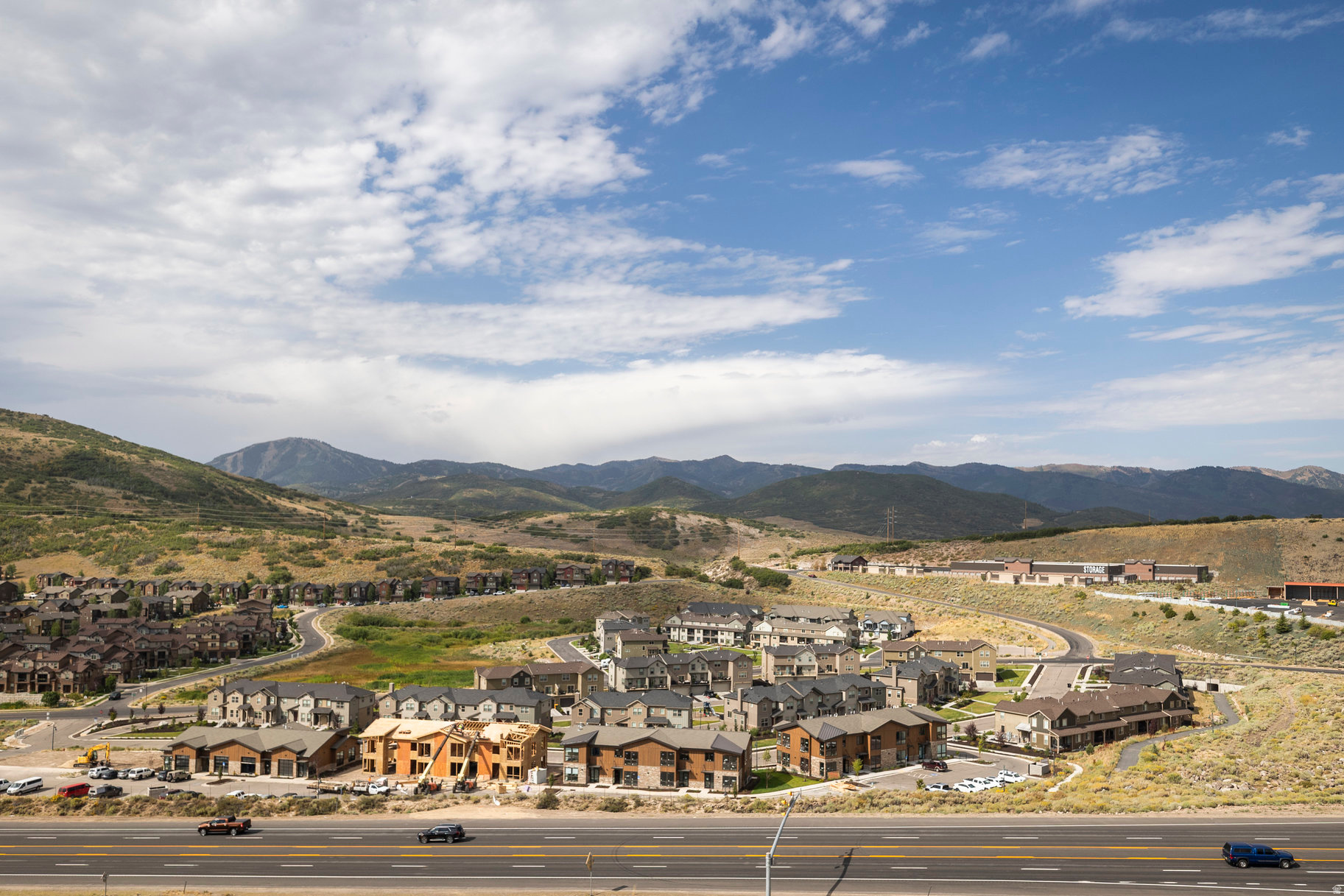 BLACK ROCK LUXURY CONDOS - Residential