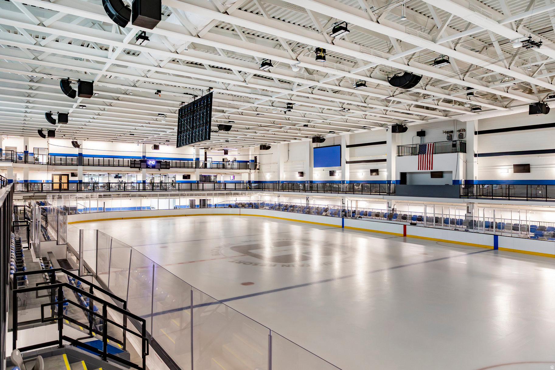 BLACK ROCK LUXURY CONDOS - Residential