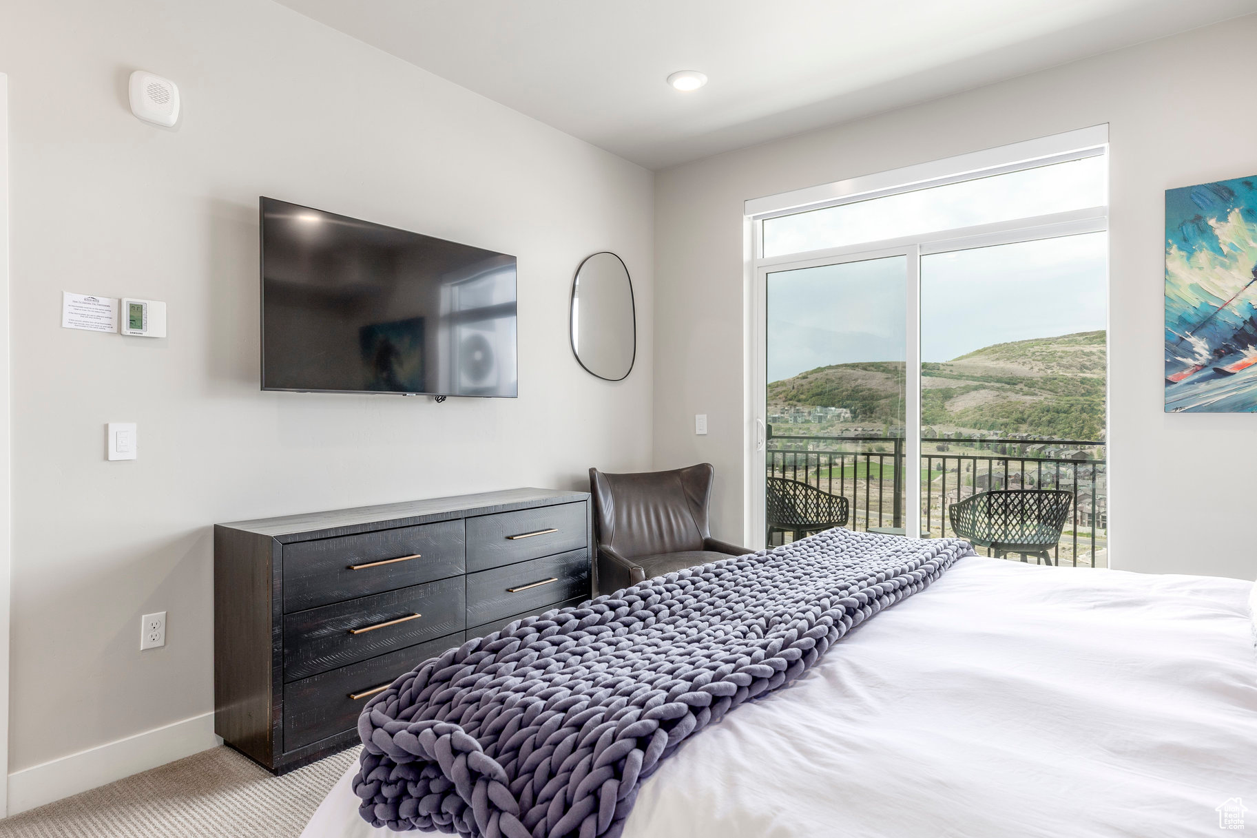 BLACK ROCK LUXURY CONDOS - Residential