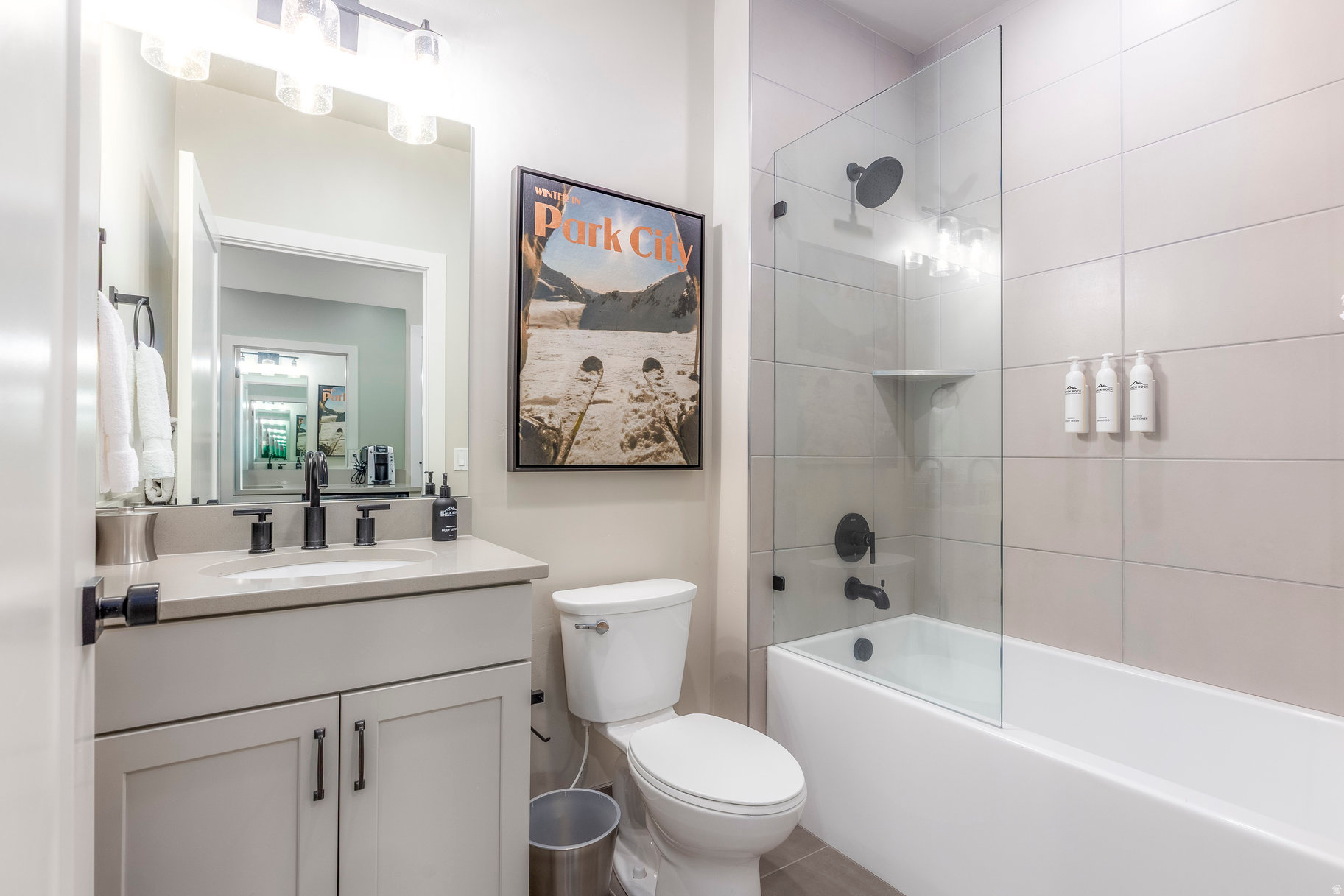 BLACK ROCK LUXURY CONDOS - Residential