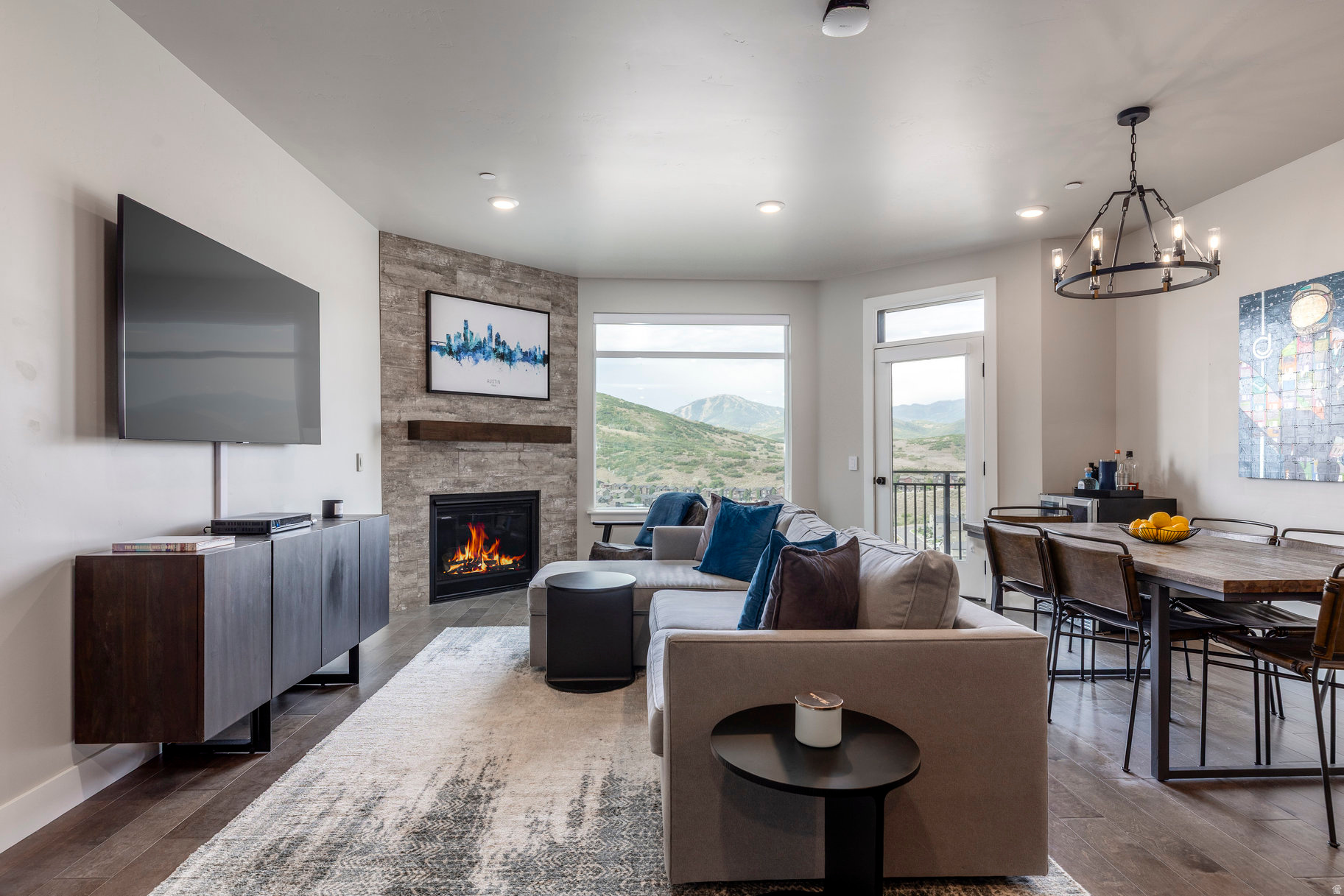 BLACK ROCK LUXURY CONDOS - Residential