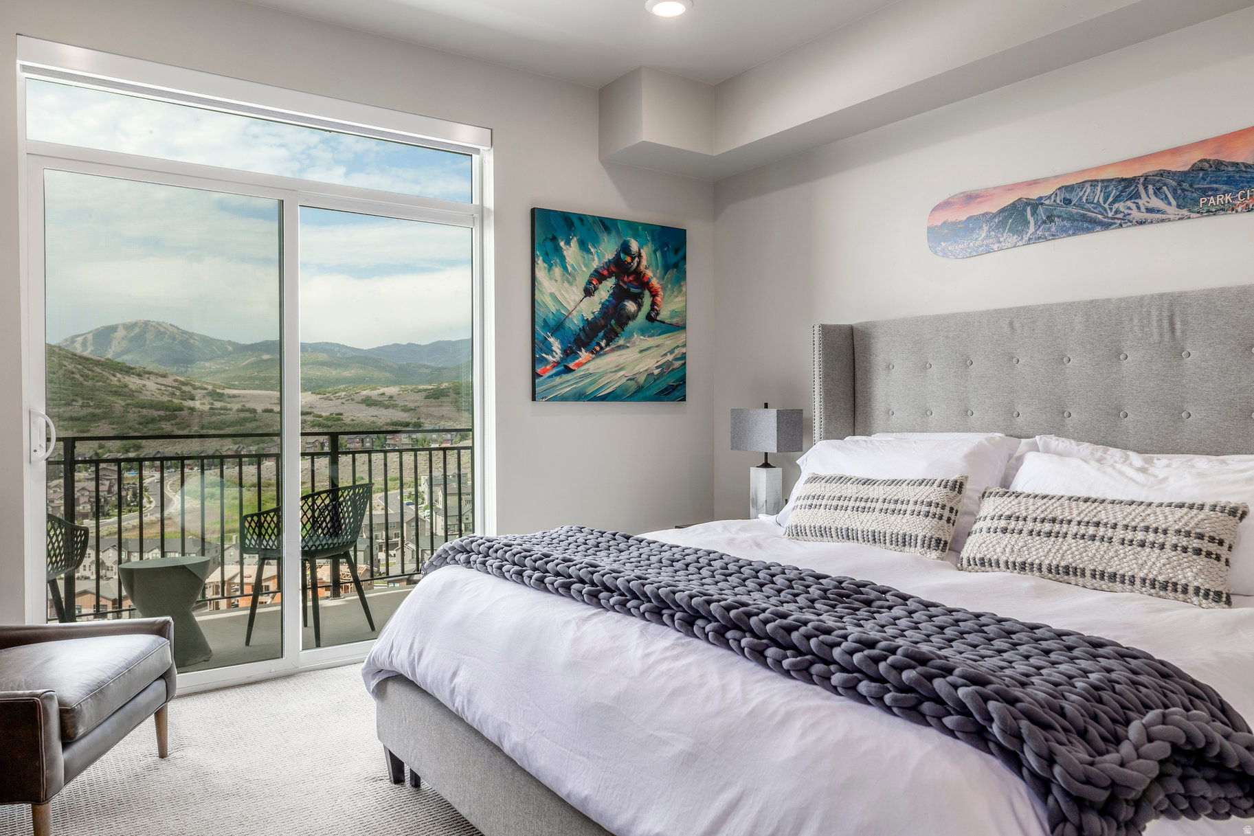 BLACK ROCK LUXURY CONDOS - Residential