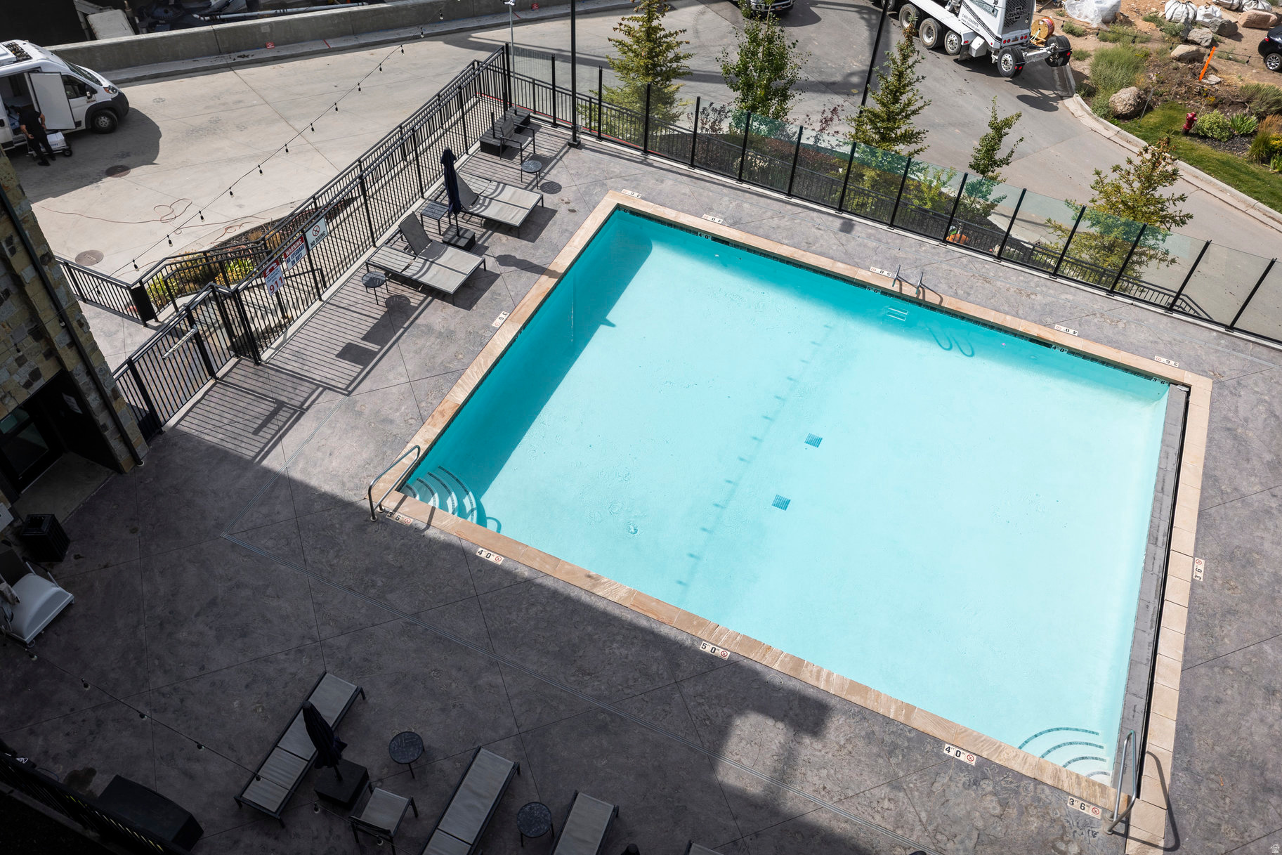 BLACK ROCK LUXURY CONDOS - Residential